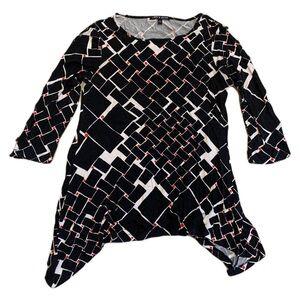 Cable & Gauge Black/White/Red Asymmetrical Tunic Top - Size S